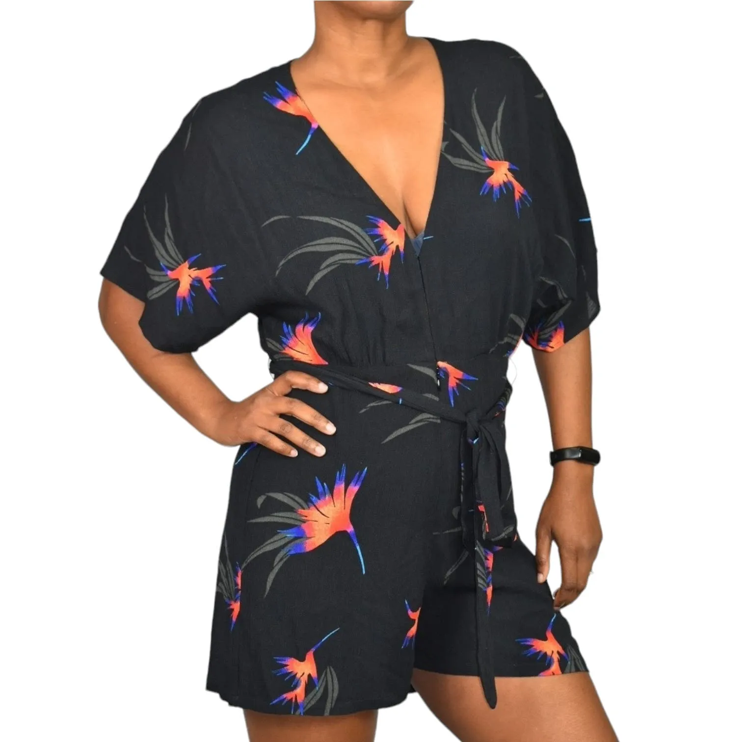 Knot Sisters Mucho Aloha Romper Black Tropical Floral Multi Print Viscose Belted Size Medium